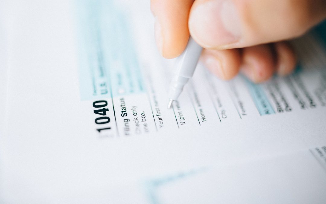 When does Fidelity send tax forms for investments?